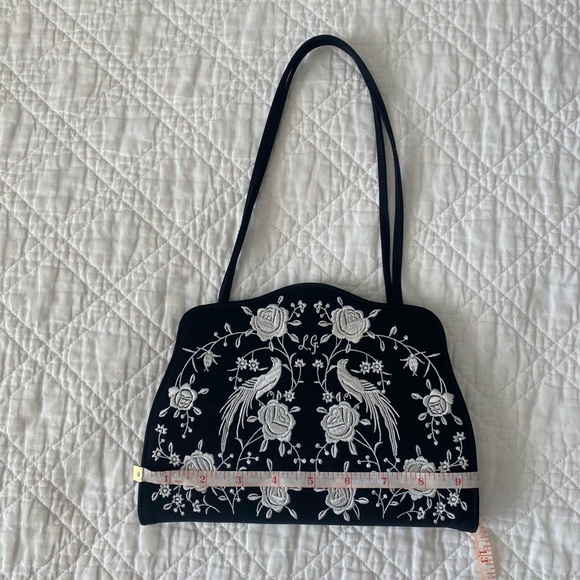 Lulu Guinness Chinese Knitting Handbag - Picture 4 of 7